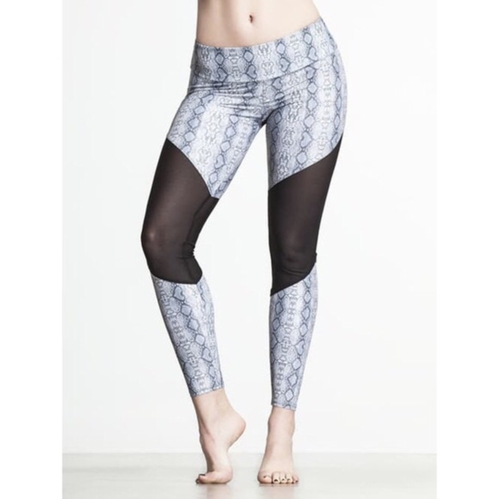 Onzie mesh leggings